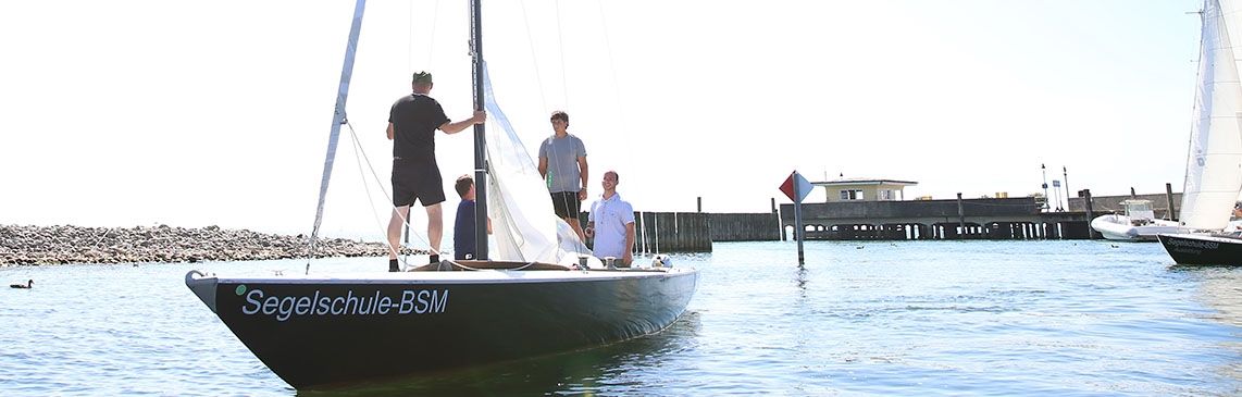 Bodenseeschifferpatent Kombi Segel Und Motor Motorbootausbildung Bsm Fur Bodensee Kategorie A Sportbootfuhrerschein Sportbootfahren Kursangebote Segelschule Yachtcharter 