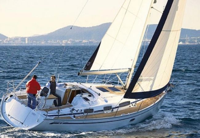 Bavaria 35