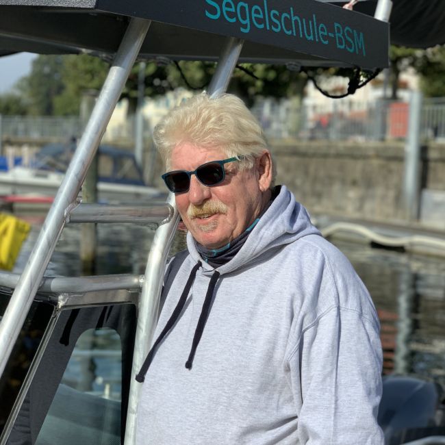 BSM Motorbootlehrer Theo