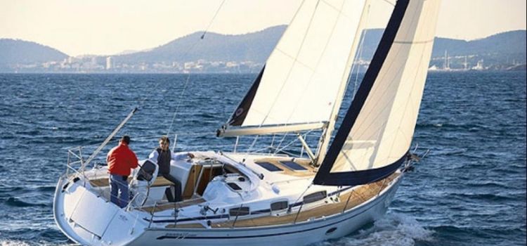 Bavaria 35